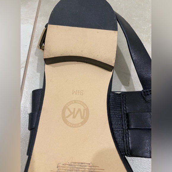 MICHAEL KORS Molly Flat Sandals BLACK Size:9.5 Aus - Picture 4 of 10
